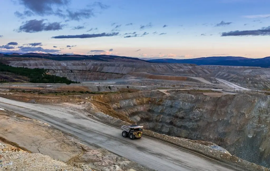 Perú destraba proyecto de cobre de $us 3.400 millones