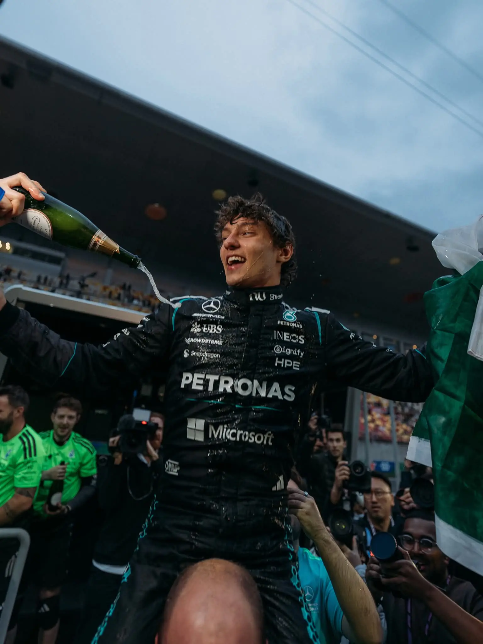 Antonelli domina el GP de China y la F1 tiene una nueva estrella