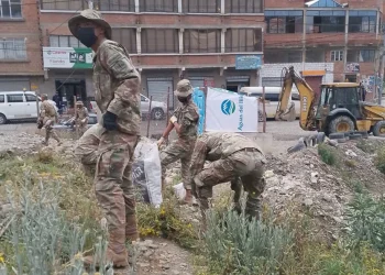 Ejército y Alcaldía realizan jornada conjunta de limpieza para prevenir enfermedades