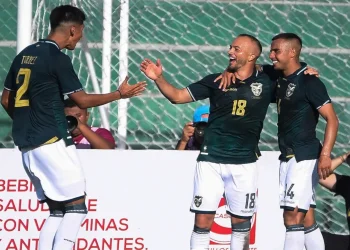 La Selección Boliviana, con triunfo y cariño, va animado a Monterrey