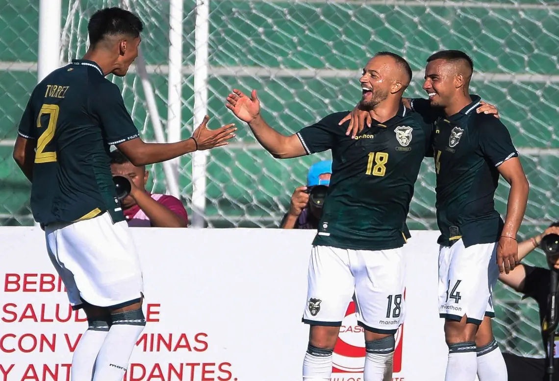 La Selección Boliviana, con triunfo y cariño, va animado a Monterrey