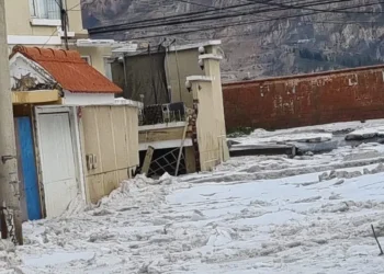 Fuerte granizada vuelve a causar daños en la zona Sur de La Paz
