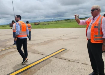 Gobierno audita los 39 aeropuertos del país y apunta a modernizarlos