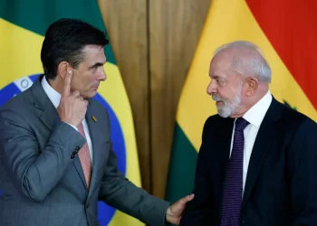 Lula dice que Bolivia y Brasil analizan ampliar inversión gasífera y exportaciones
