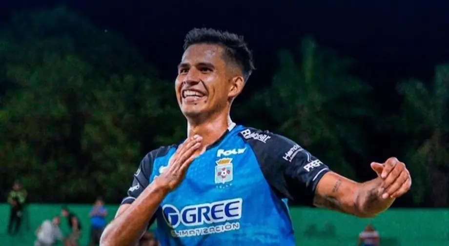 Álvarez da la victoria a Blooming que se instala en semifinales