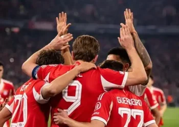 Kane conduce a un tranquilo Bayern a nueva goleada ante la Atalanta