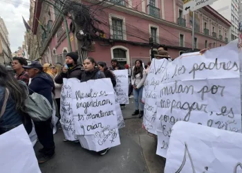 Colectivo feminista entregó una propuesta de decreto al Gobierno. FOTO: DIRCOM