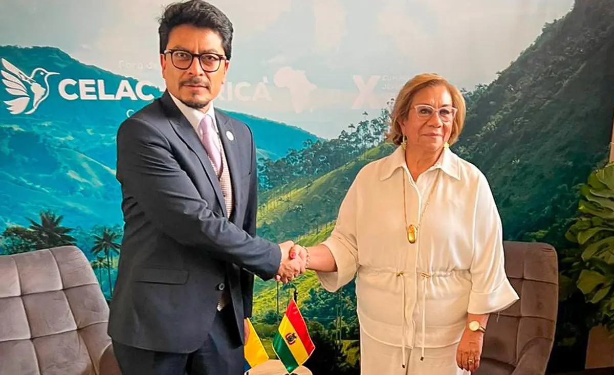 Bolivia ratifica su compromiso de fortalecer la relación con Colombia