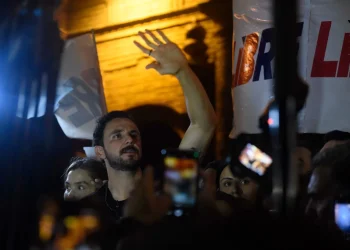 Manuel ‘Mamén’ Saavedra arrasa en la alcaldía cruceña