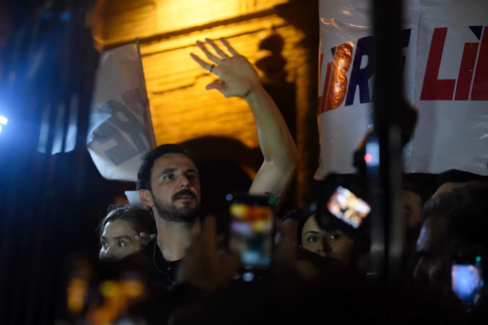 Manuel ‘Mamén’ Saavedra arrasa en la alcaldía cruceña