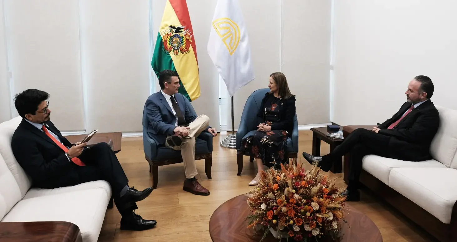Paz se reúne con autoridades del Tribunal Andino y reafirma la integración regional