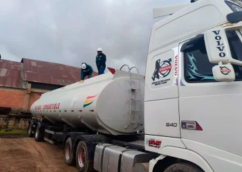 YPFB denuncia a conductor por hurto y sabotaje en transporte de diésel