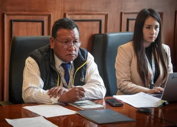 Bolivia y Ecuador avanzan en cooperación consular con énfasis digital