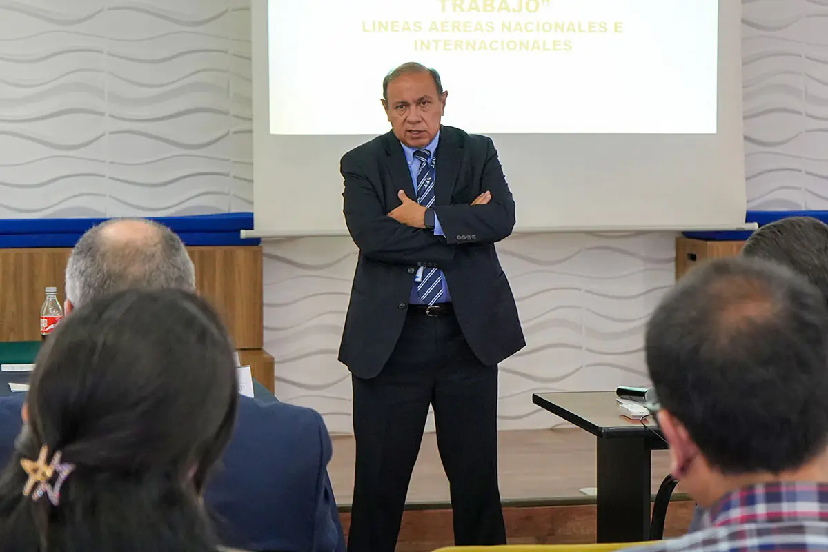 La ATT impulsa mejoras en la eficiencia y calidad del transporte aéreo