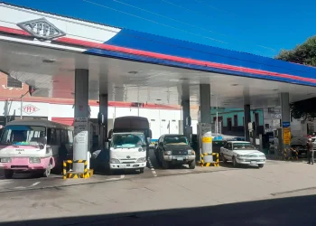 Potosí: YPFB despacha 960.000 litros de combustibles y garantiza abastecimiento