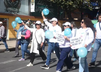 Caminata ‘Súmate a la Vida’ impulsa la prevención del cáncer de cuello uterino en La Paz