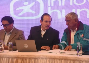 Arias garantiza respaldo en el Concejo a la gestión de Dockweiler