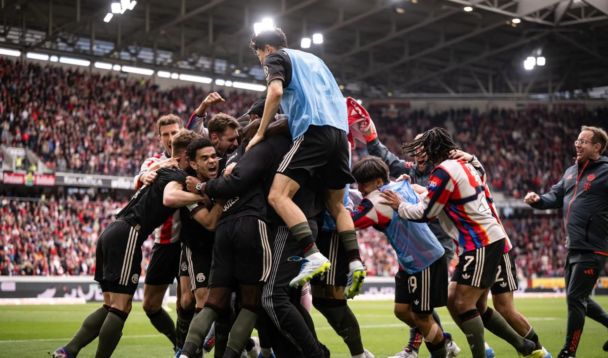 Bayern remonta in extremis en Freiburg y se rearma de moral