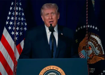 Trump: hay ‘buena posibilidad’ de alcanzar acuerdo con Irán el lunes
