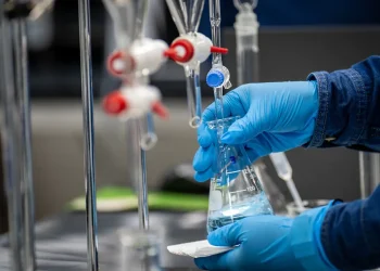 YPFB refuerza control de calidad de combustibles en laboratorio de Villa Montes