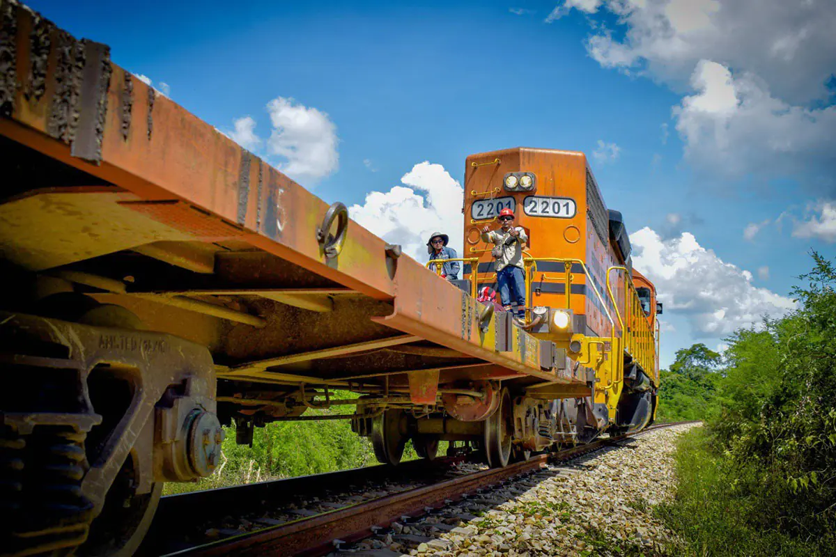 cumbre_ferroviaria.jpg