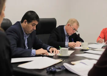 Comisión del Senado inicia investigación por gasolina desestabilizada