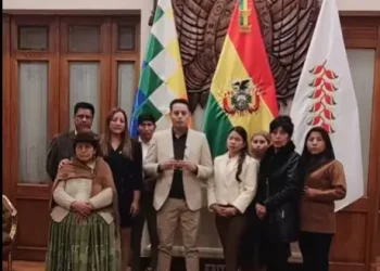 Lara se aparta del cabildo de Condori y alerta riesgo para la Asamblea