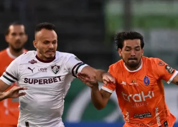 Fluminense empata en apertura de fase de grupos de la Libertadores