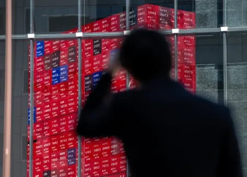 El índice Nikkei de la Bolsa de Tokio cerró con una baja de 0,73%/AFP