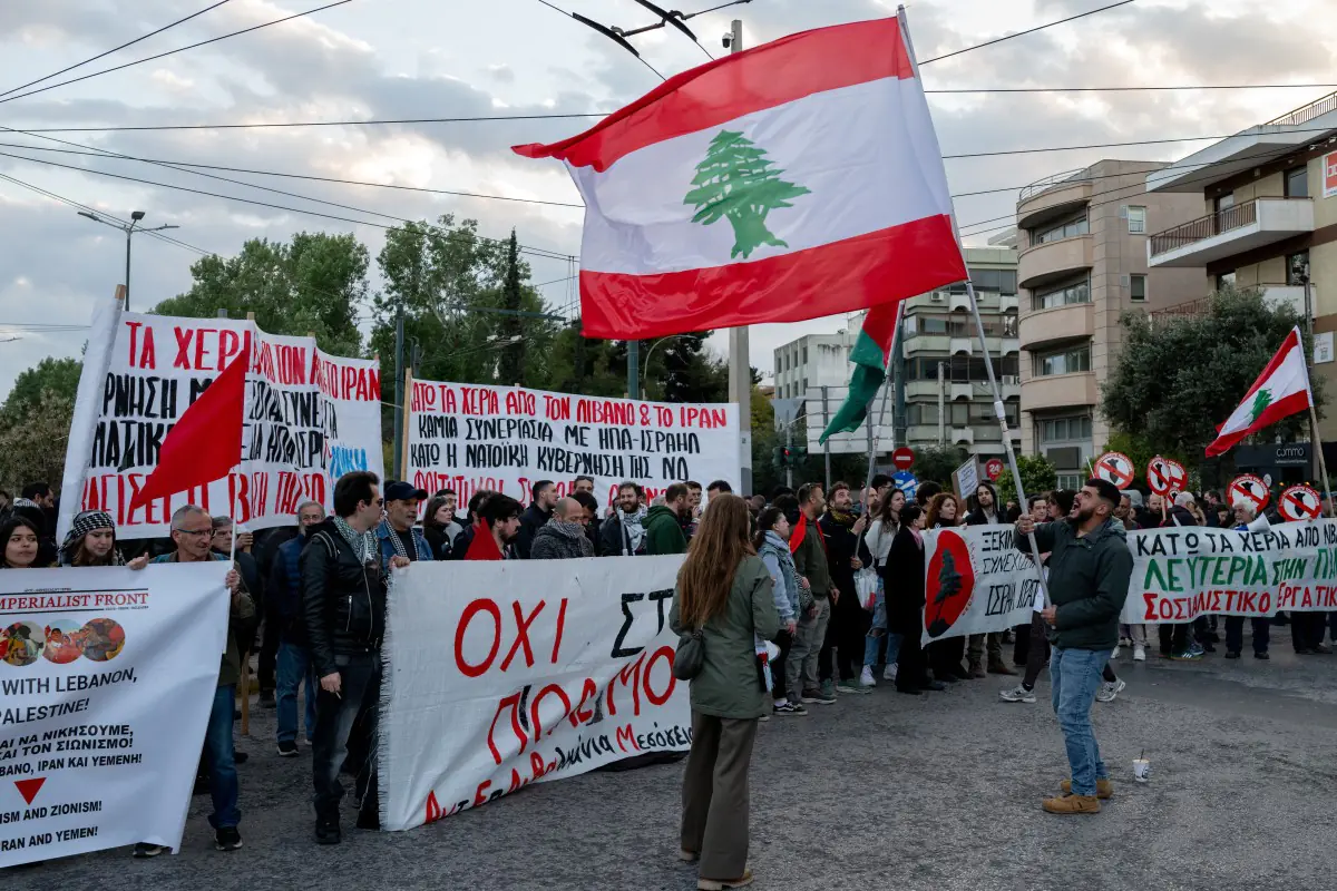 Manifestantes piden el cese de los ataques de Israel en Beirut/AFP
