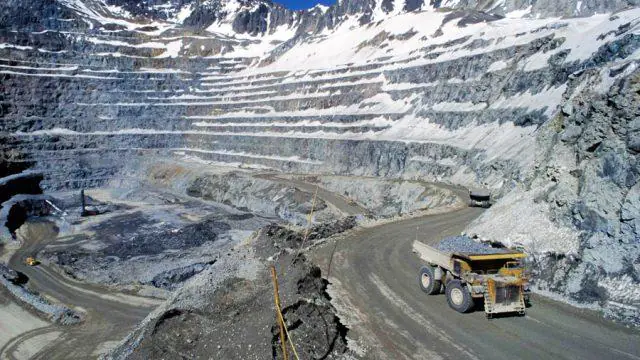 Argentina habilita explotación minera en zonas con glaciares