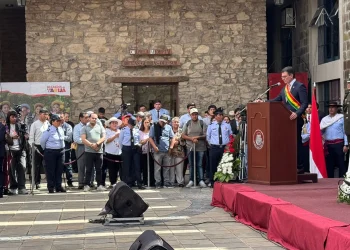 Paz alude a Trump y Lula e insiste en su postura de ‘no ideología’