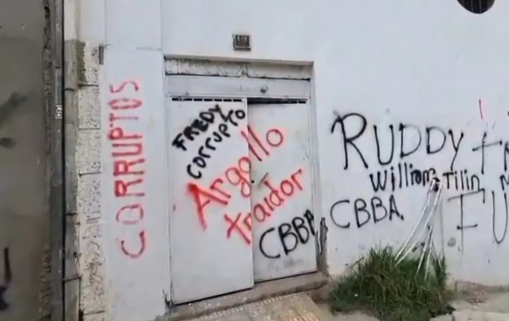 Interna en la COB: Una facción desconoce a la directiva de Argollo