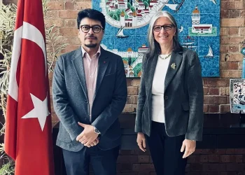 Canciller viaja a foro en Turquía y refuerza agenda diplomática con Colombia