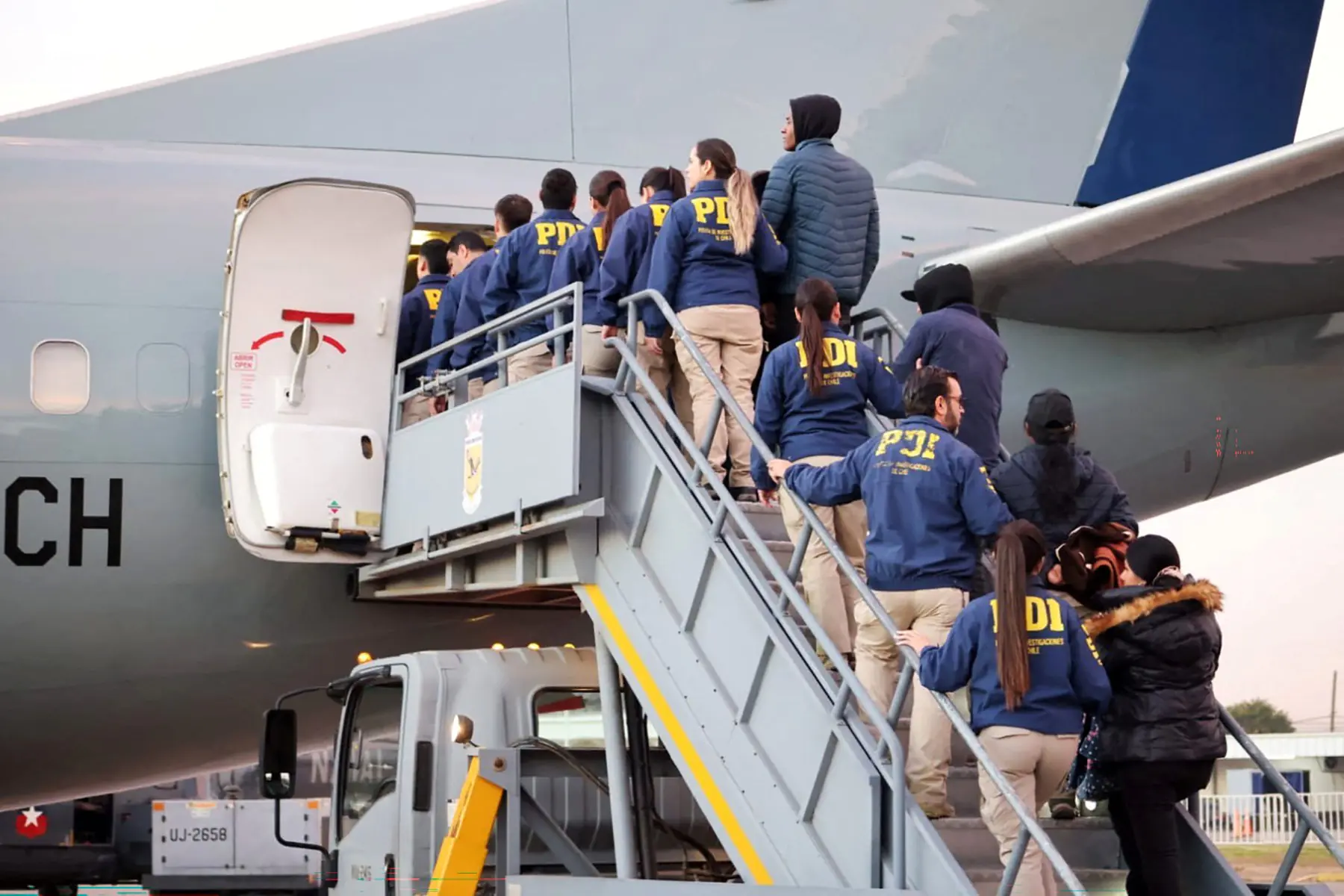 Se realizó el primer vuelo con deportados de Chile/AFP