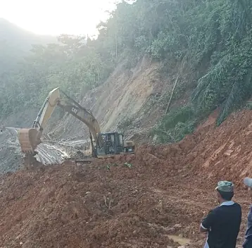 Se movilizó maquinaria en zonas críticas/ABC