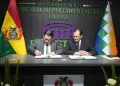La firma del acuerdo/Fisc. General