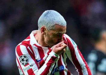 Griezmann se toma una última copa con el Atlético ante Real Sociedad