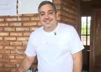 Vargas vota en San Joaquín y expresa optimismo por el futuro del Beni
