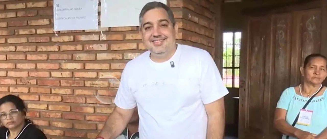 Vargas vota en San Joaquín y expresa optimismo por el futuro del Beni
