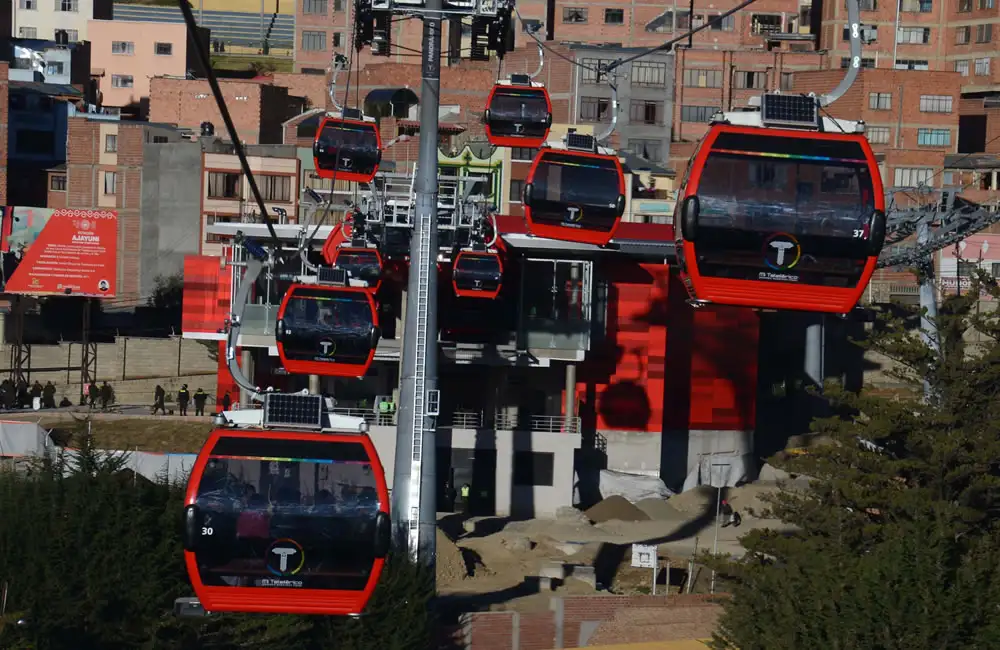 La Línea Roja del teleférico suspenderá operaciones el viernes 1 y el sábado 2 de mayo. FOTO: Mi Teleférico