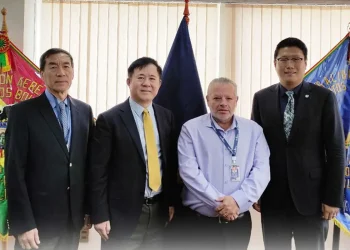 Bolivia y China estrechan lazos de cooperación aeronáutica