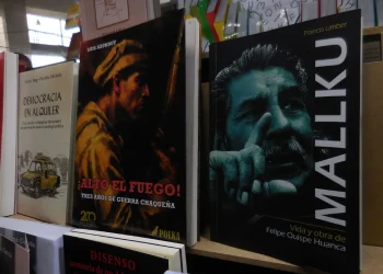 Los libros más vendidos en la Feria Internacional del Libro de El Alto. FOTO: CDLLP