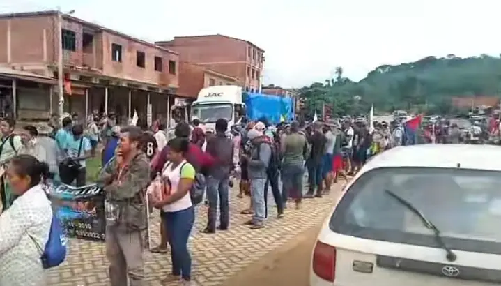 Tras 15 días de caminata, la marcha campesina se acerca a Sapecho