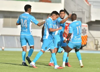 San Antonio suma su segundo triunfo y empieza a escalar en la tabla