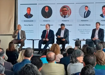 Estudio de Harvard y Bolivia 360 plantea giro económico para Bolivia