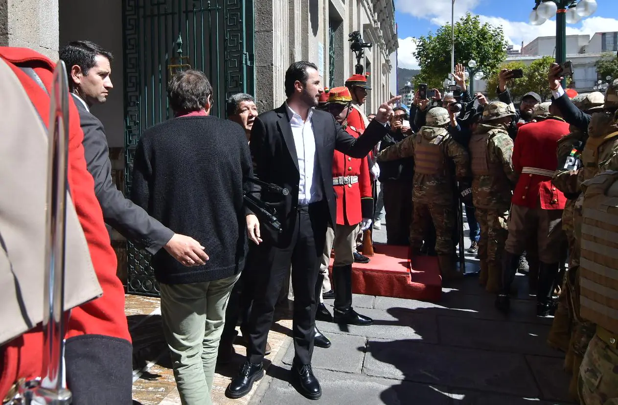 Gobernadores electos llegan a reunión con el Gobierno con demanda urgente de recursos
