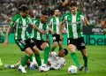 El Madrid empata ante el Betis y se aleja del título