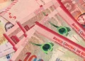Policía devuelve Bs 50.000 hallados en una entidad financiera