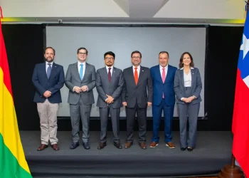 Cancilleres de Chile y Bolivia sellan alianza empresarial bilateral